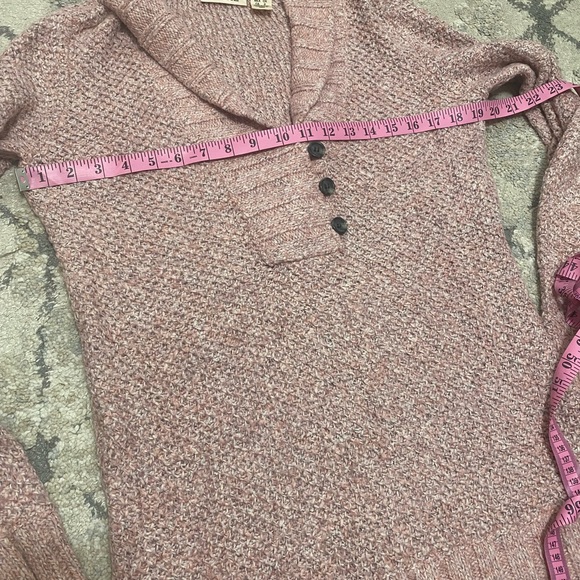 Pink cozy sweater 💗✨ - Picture 5 of 7